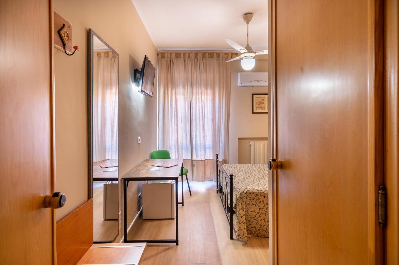 Hotel Trasimeno Passignano sul Trasimeno Exterior foto